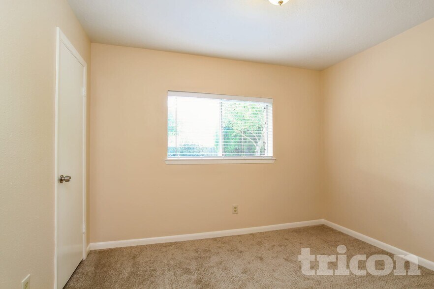 Building Photo - 4615 Tealgate Dr