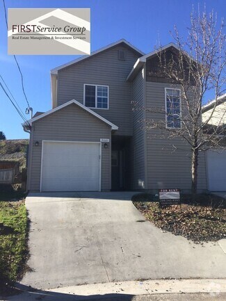 Building Photo - 3601-3603 W Dill Dr