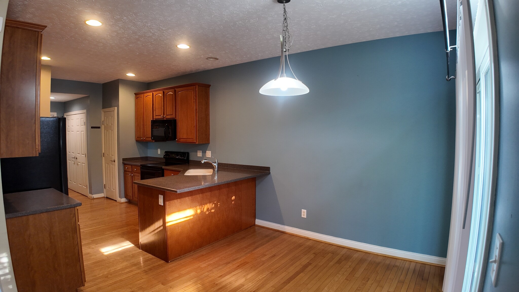 Building Photo - 3505 Thorngate Dr