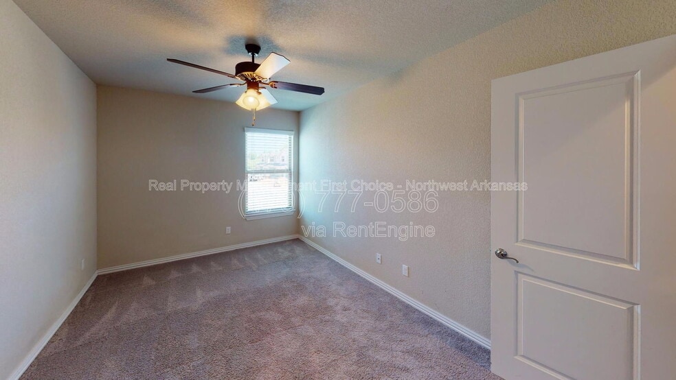 Building Photo - 2711 W Shasta Rd