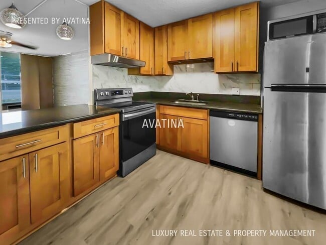 Building Photo - 95-2043 Waikalani Pl A101-