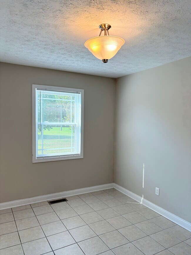 Building Photo - 101 Crandell Ct
