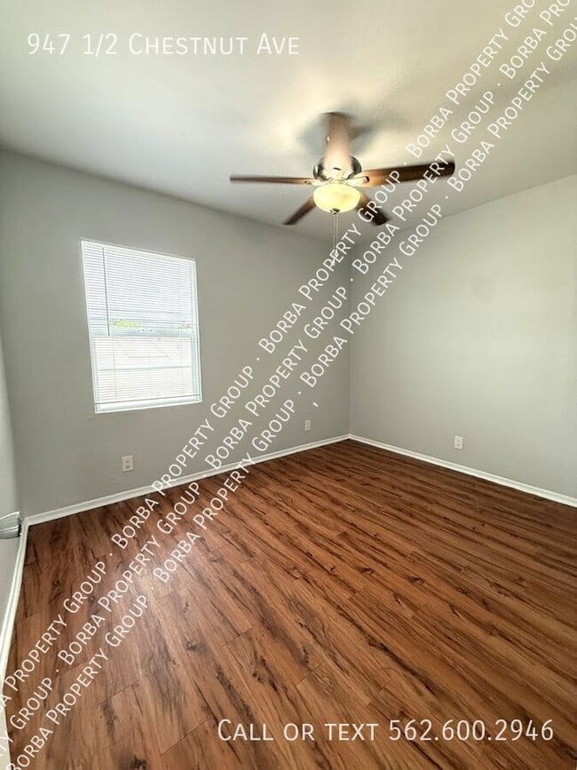 Building Photo - 947 1/2 Chestnut Ave-