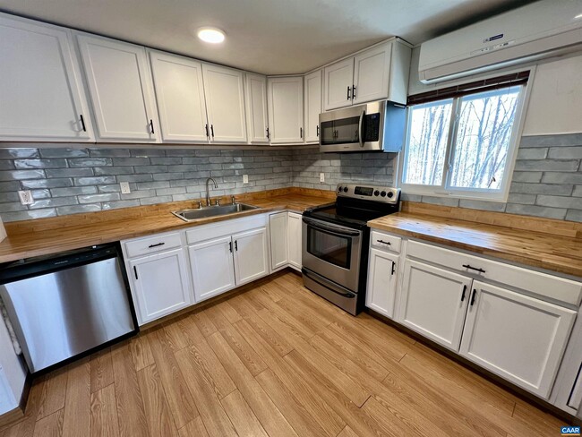 Building Photo - 2171 Hidden Knoll Dr