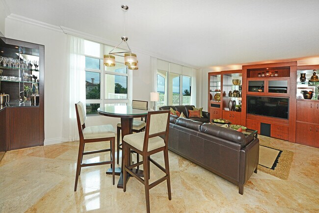 Building Photo - 3740 S Ocean Blvd