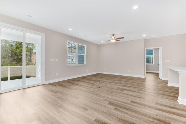 Building Photo - 7068 Shooting Star Way
