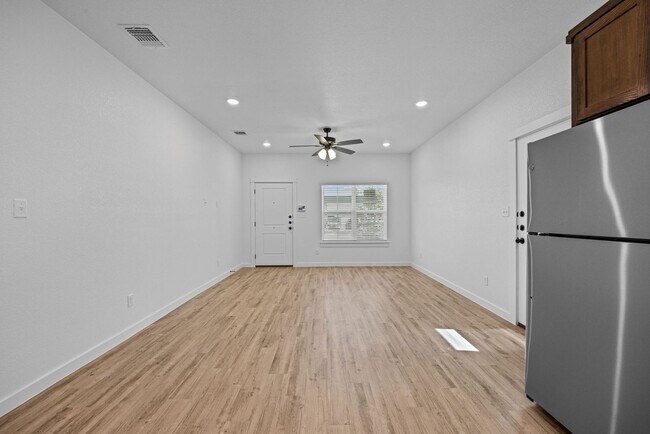 Building Photo - 3607 Pintail Ln