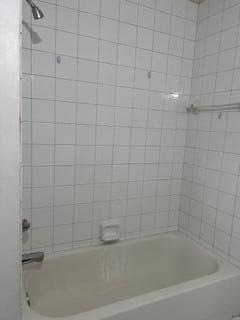 Building Photo - 1646 Hawthorne Pl