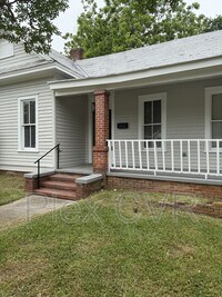 Building Photo - 2921 12th Ave