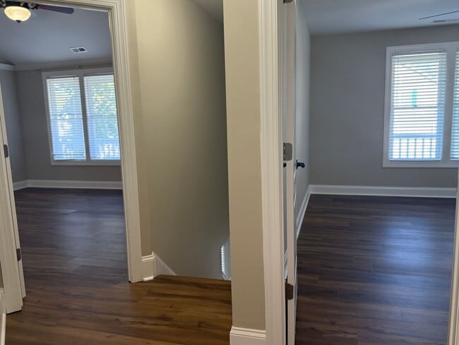 Building Photo - Amazingly Spacious Residence, Available Now!