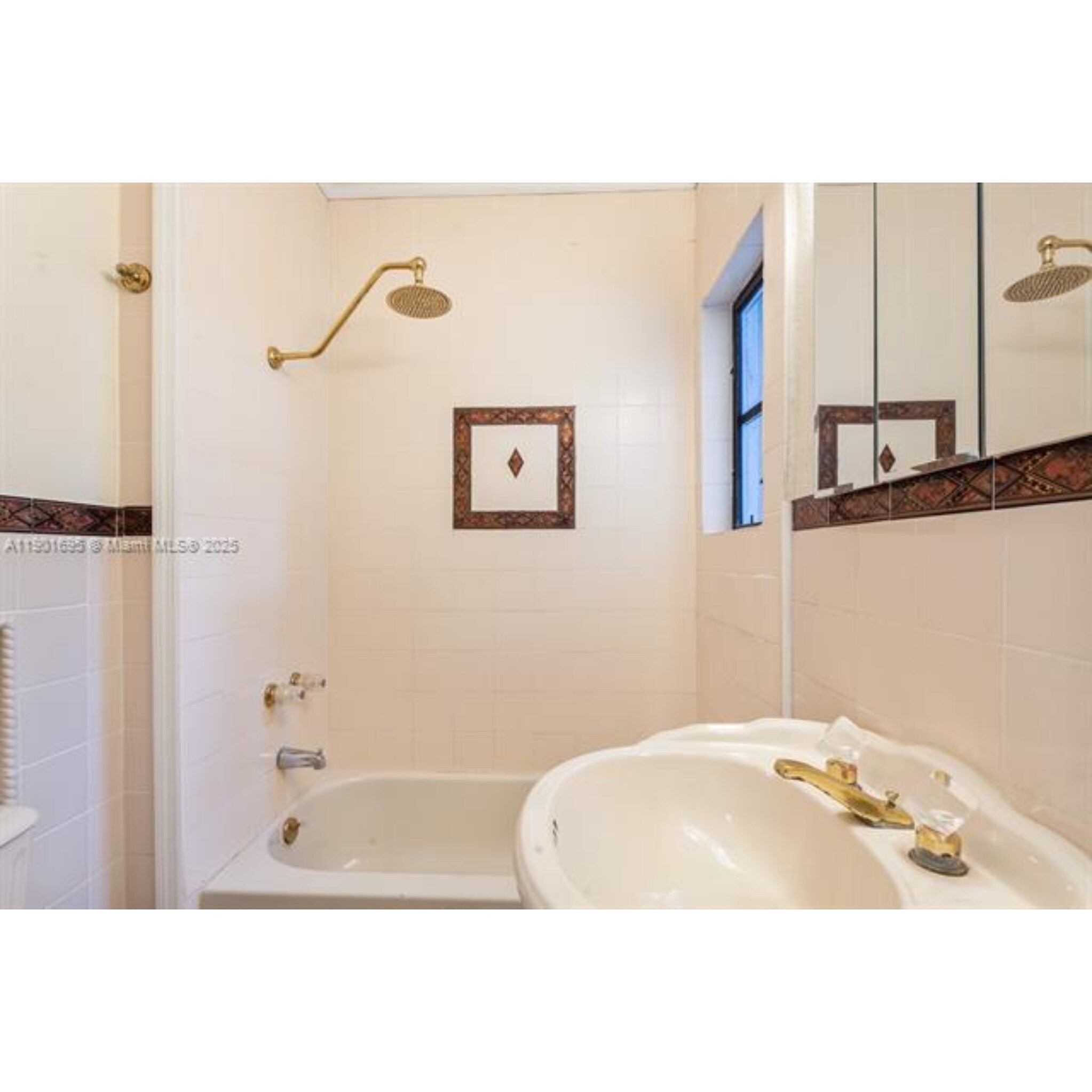 Building Photo - 1109 Ferdinand St