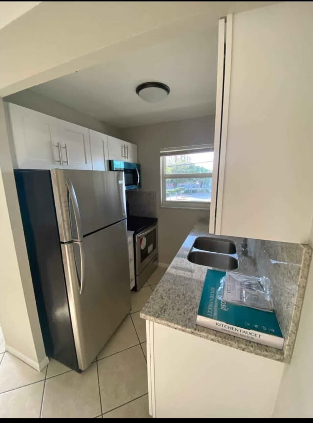 Building Photo - 111 N L St