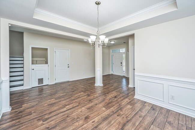 Building Photo - 201 Bigleaf Ct