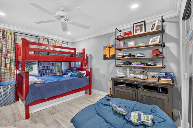 Building Photo - 23201 Boca Club Colony Cir
