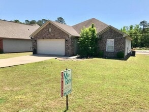 Building Photo - 2408 Pleasant Forest Dr