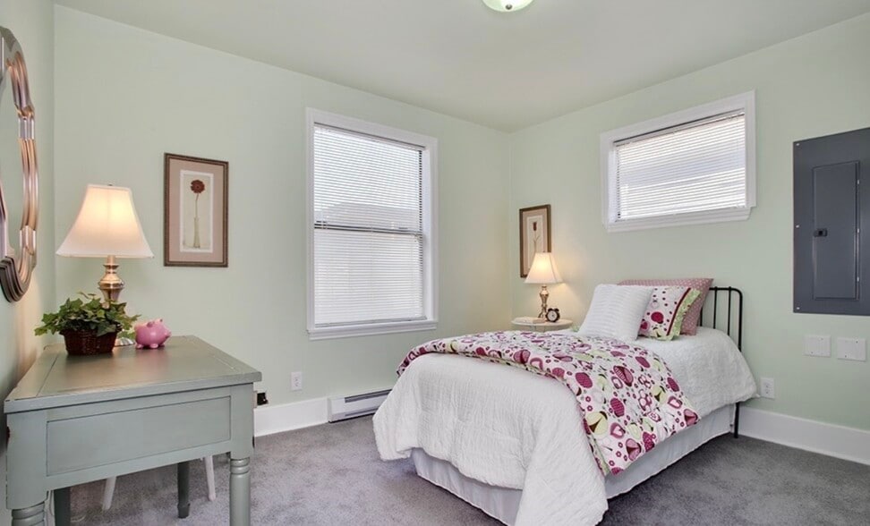 Building Photo - 7555 17th Ave NW