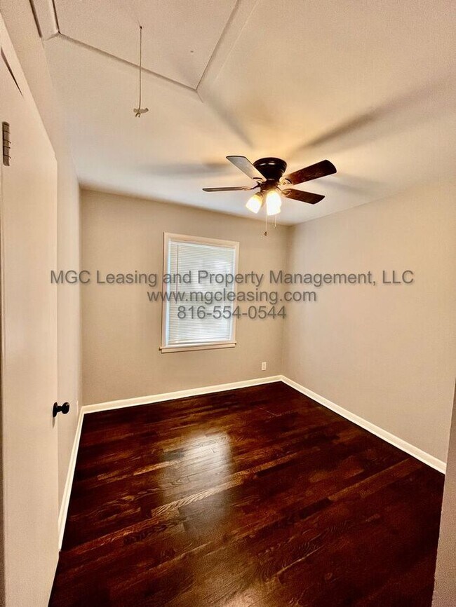 Building Photo - Single Family Home - January Special - Reduced Rate with a 15 Month Lease!