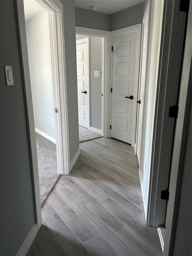 Building Photo - Newer duplex in Dallas