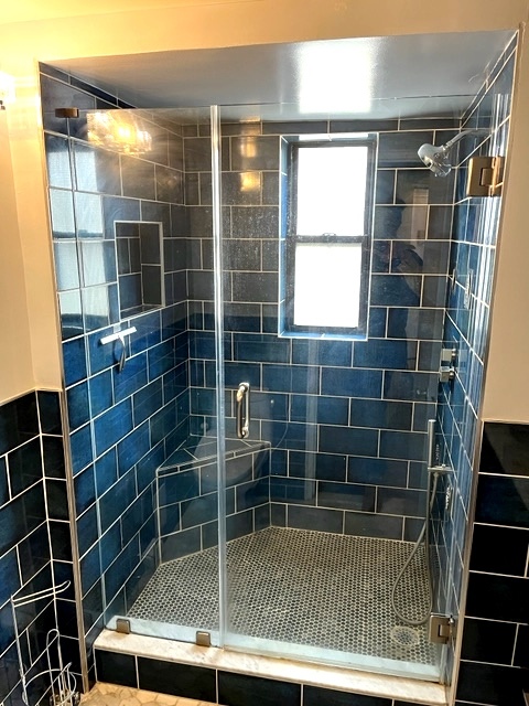 Italian Tile Shower - 3701 Connecticut Ave NW