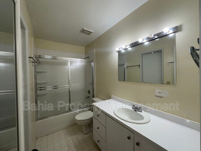 Building Photo - 8999 SW 123rd Ct