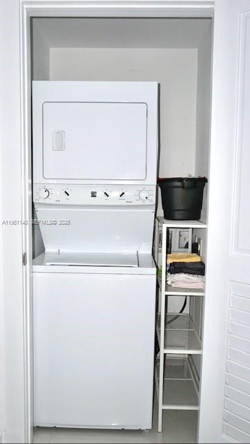 Building Photo - 1080 Brickell Ave