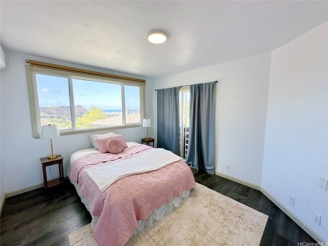 Building Photo - 2578 Pacific Heights Rd