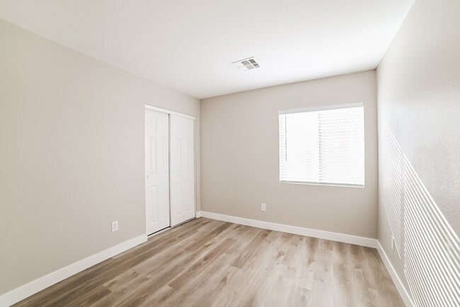 Building Photo - 11547 E Camino St