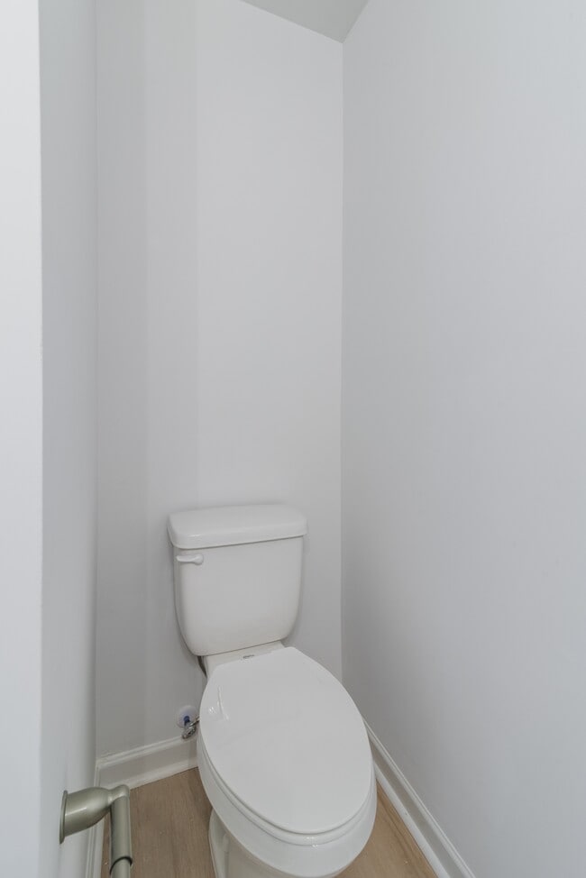 Building Photo - 2719 Capitol Dr