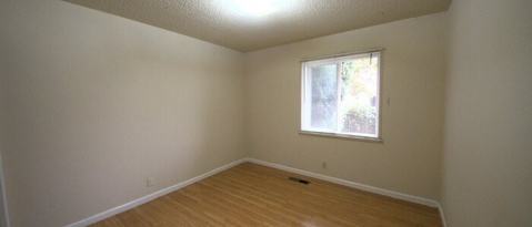 Building Photo - 1345 Kingfisher Way