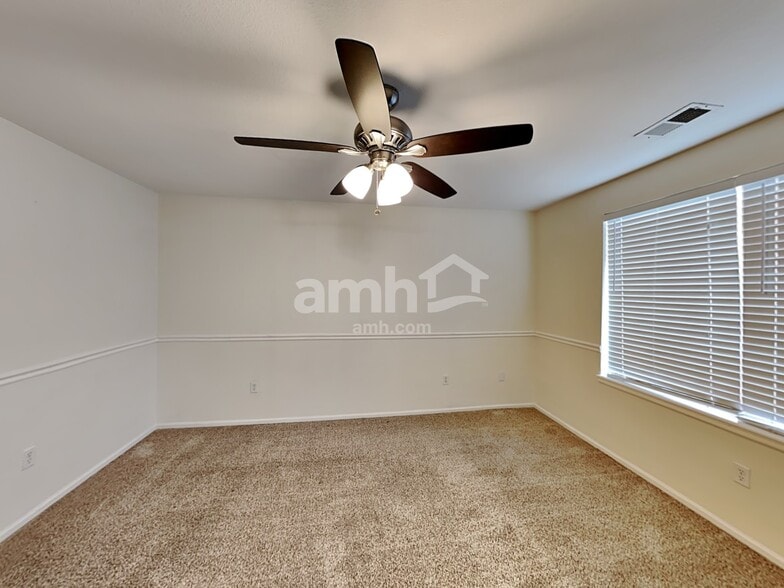 Building Photo - 19751 E 58th Pl