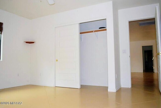 Building Photo - 203 S Cherry Ave