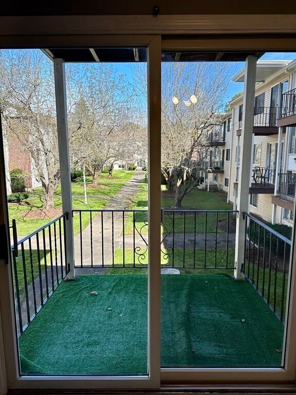 Building Photo - 152 Linebrook Rd