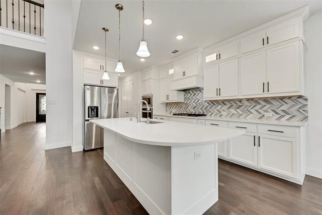 Building Photo - 1027 Huckleberry St