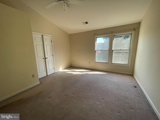 Building Photo - 10136 Treble Ct