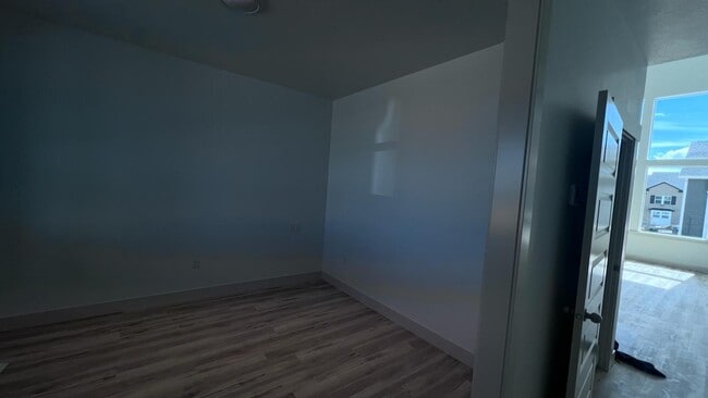 Building Photo - 4413 W Fall Rdg Ln