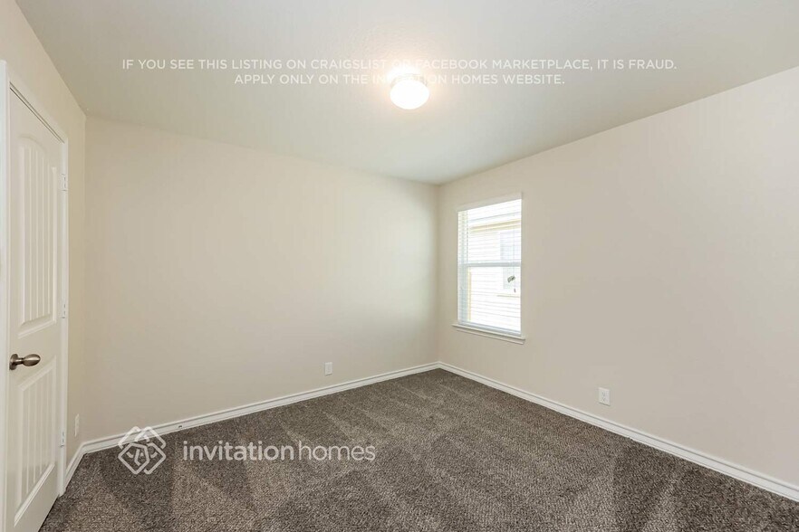 Building Photo - 15426 Bobwhite Quail