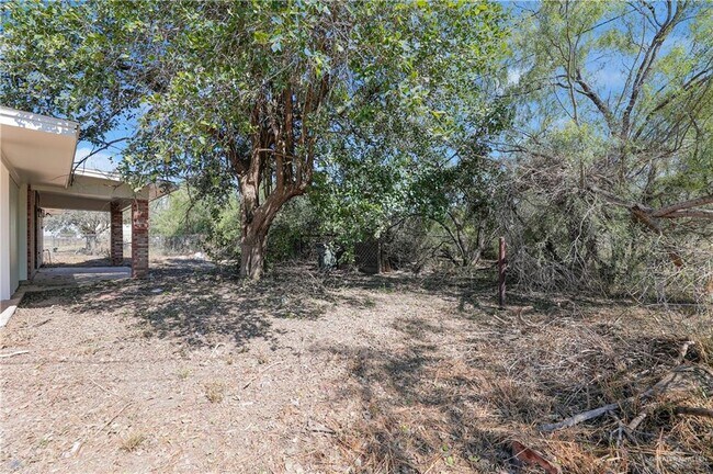 Building Photo - 26 Tiquisate Ave