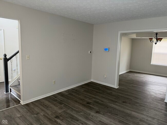 Building Photo - 411 Garden Grace Dr