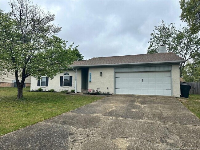 Building Photo - 6850 Buttermere Dr