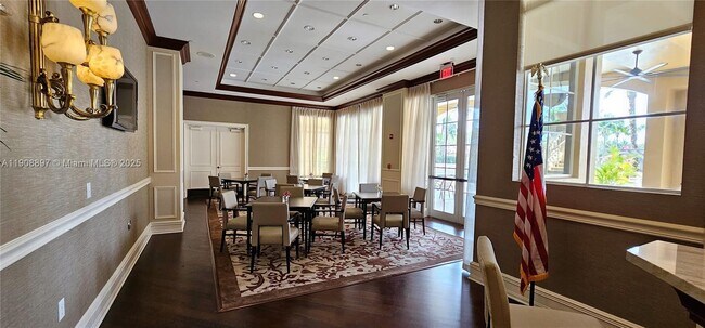 Building Photo - 16102 Emerald Estates Dr