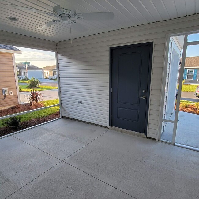 Building Photo - Wonderful home in Citrus Grove