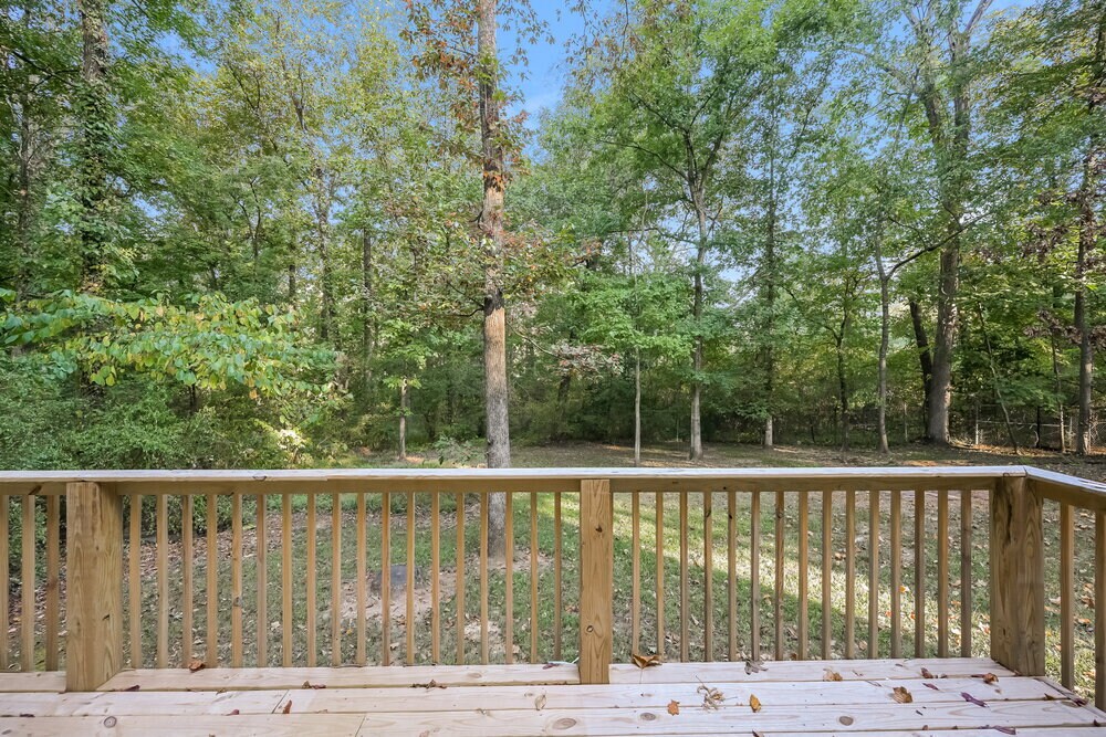 Building Photo - 175 Meadowbrook Dr