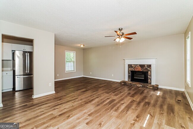 Building Photo - 428 Ivy Crest Dr