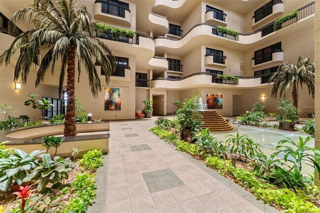 Building Photo - 2413 Bayshore Blvd