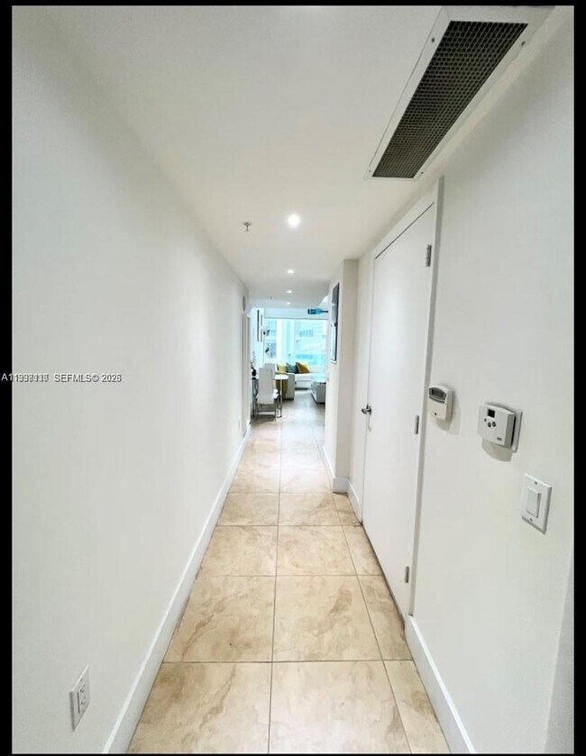 Building Photo - 41 SE 5th St