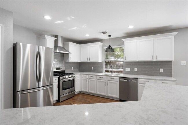 Building Photo - 1804 Camas Dr