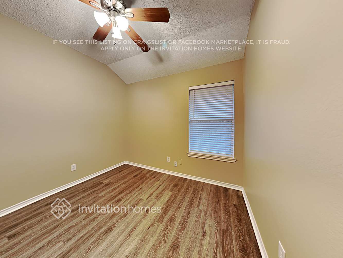 Building Photo - 5601 Heatherglen Terrace