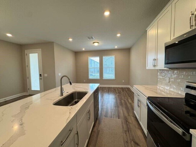 Building Photo - 14311 Braemar St