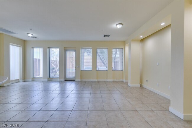 Building Photo - 228 Frapuccino Ave
