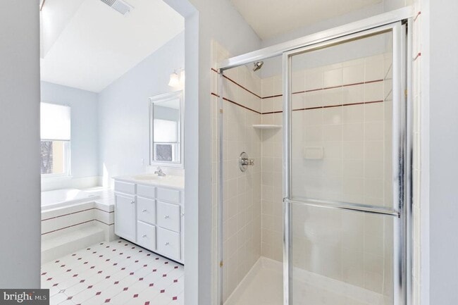 Building Photo - 21369 Sawyer Square